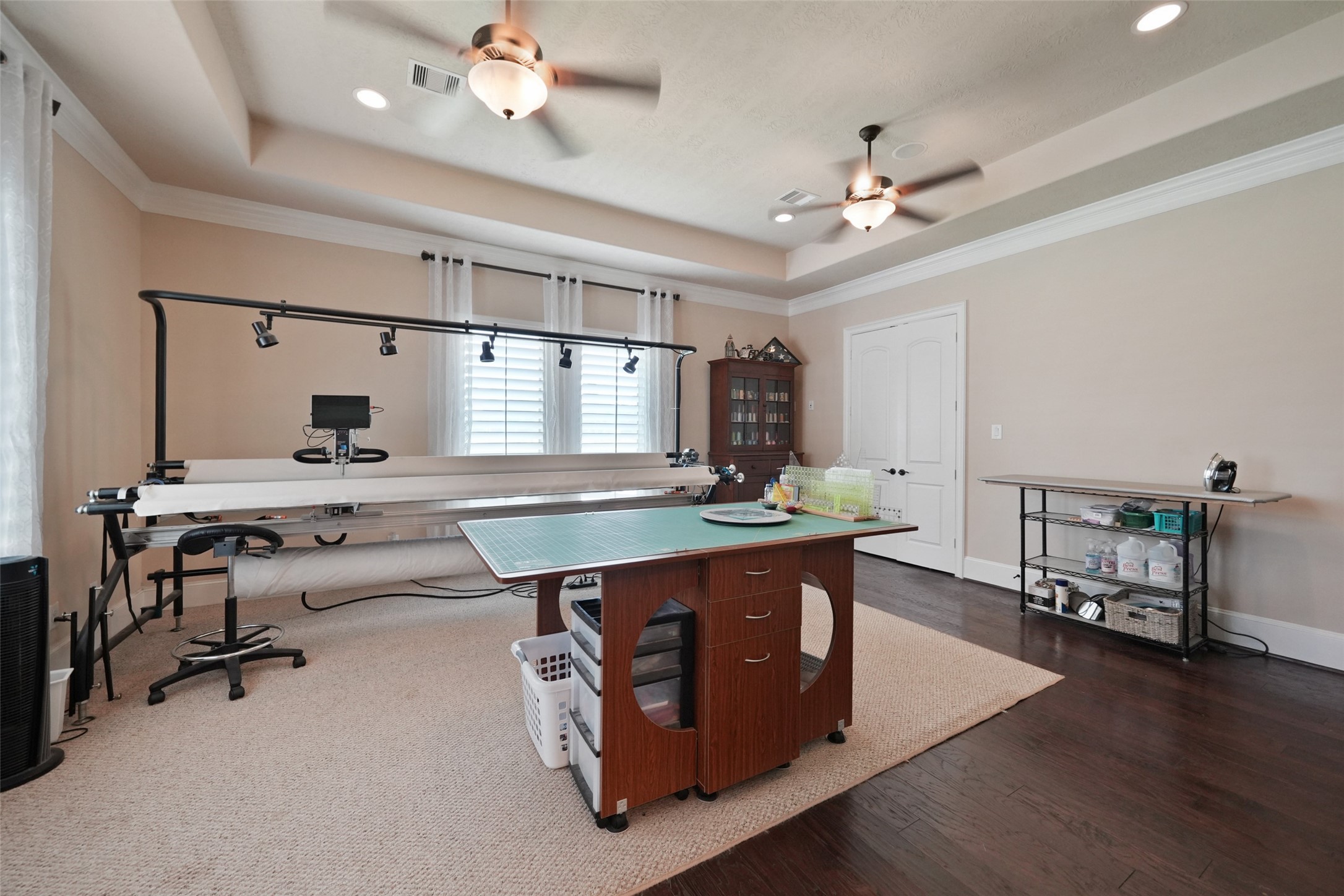 26250 A Riley Road Waller, TX 77484 - Photo 18 of 50 Flexible room off mudroom with built-in shelving and tile flooring—ideal for crafts, media, guest, or gym.