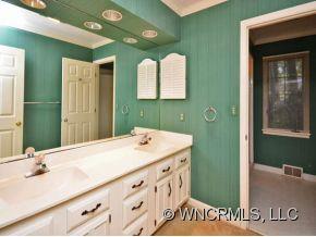8 Cedarcliff Road Asheville, NC 28803 - Photo 14 of 24 Gallery Image 14