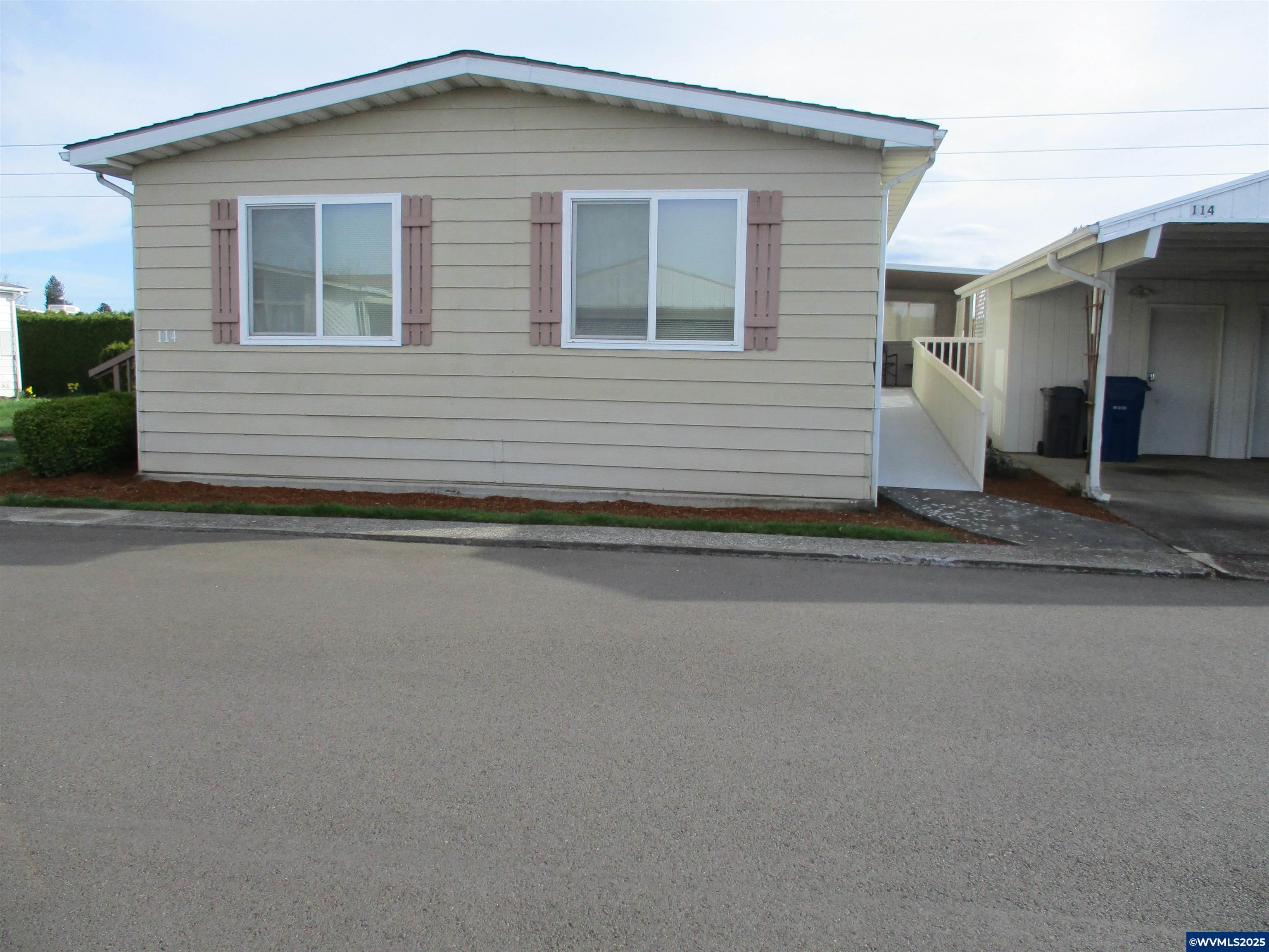 5422 Portland Road Northeast, Unit 114 Salem, OR 97305 - Photo 32 of 34 Gallery Image 32