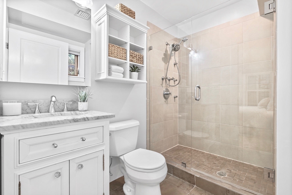 103 Russell Street, Unit 2 Boston, MA 02129 - Photo 13 of 23