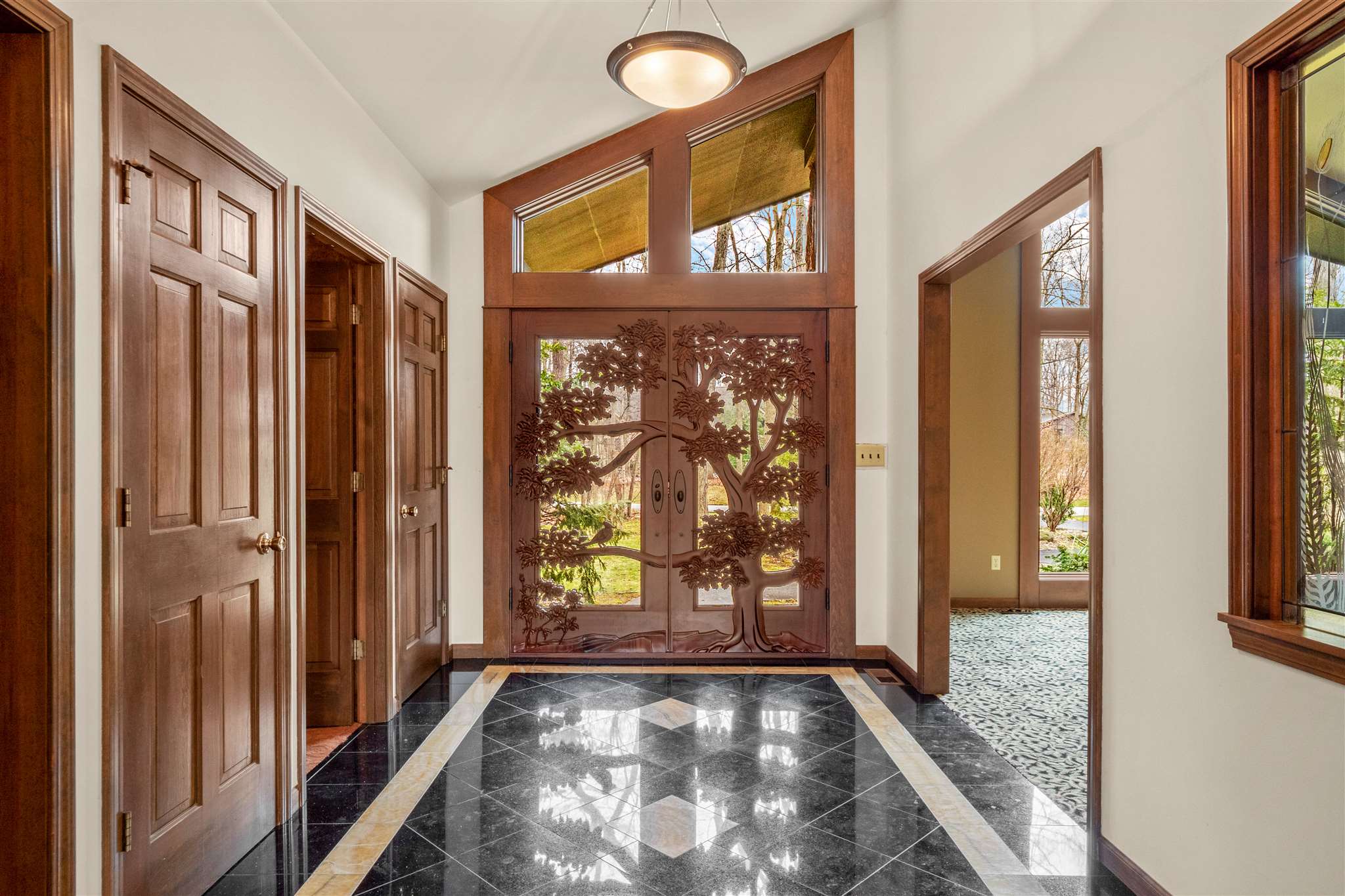 10823 Oaktree Road Fort Wayne, IN 46845 - Photo 4 of 36