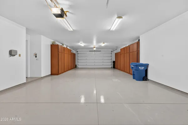 $1,100,000 | 18258 North 15th Place, Phoenix, AZ 85022