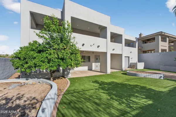 $1,100,000 | 18258 North 15th Place, Phoenix, AZ 85022