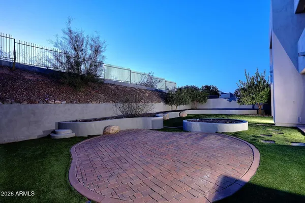 $1,100,000 | 18258 North 15th Place, Phoenix, AZ 85022