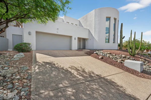 $1,100,000 | 18258 North 15th Place, Phoenix, AZ 85022