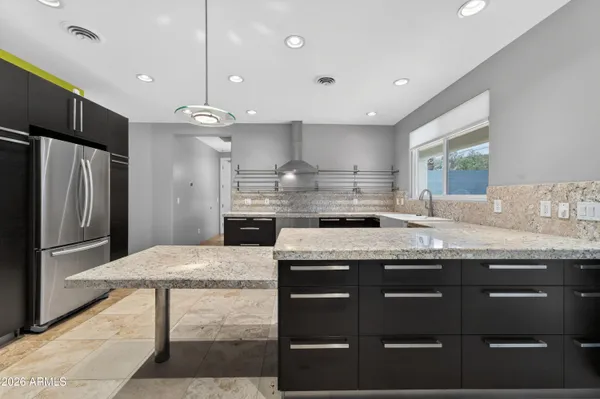 $1,100,000 | 18258 North 15th Place, Phoenix, AZ 85022