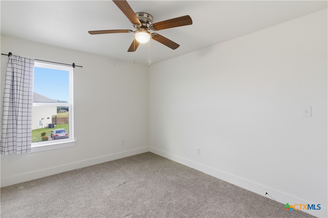1960 Royal Loop Belton, TX 76513 - Photo 21 of 29