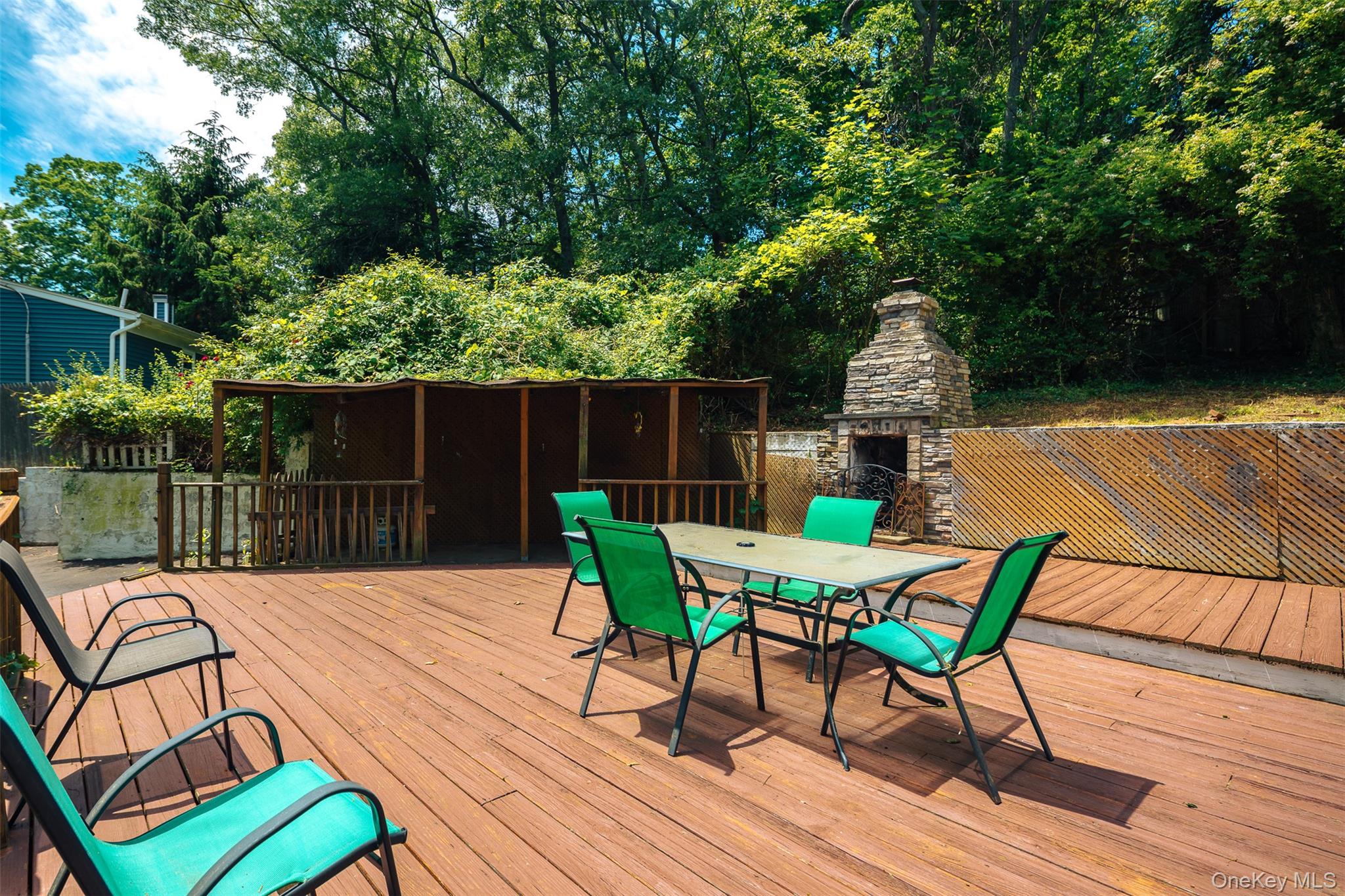 33 Port Washington Road Sound Beach, NY 11789 - Photo 20 of 25