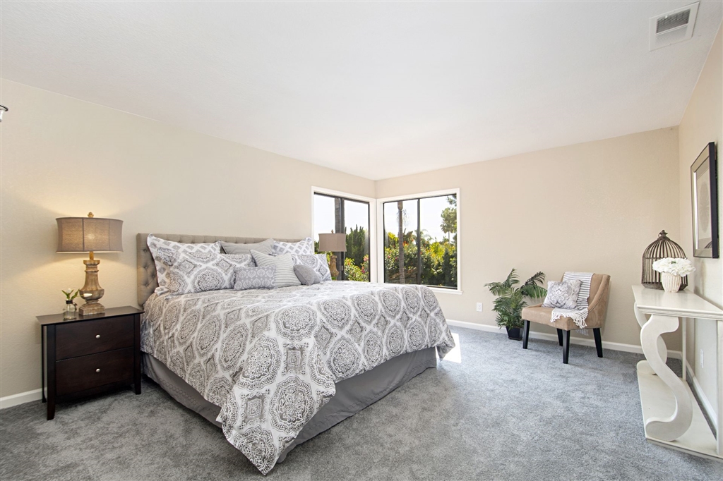 266 Sierra Ridge Drive Encinitas, CA 92024 - Photo 15 of 24 Master bedroom