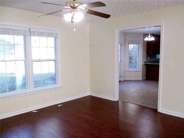 $2,300 | 3040 Oak Meadow Drive, Snellville, GA 30078