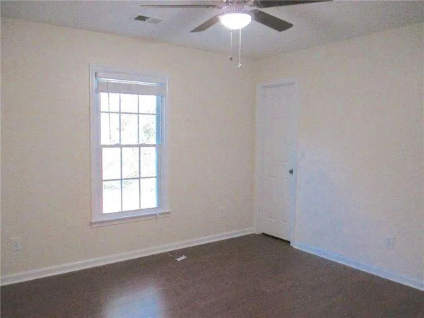 $2,200 | 3040 Oak Meadow Drive, Snellville, GA 30078