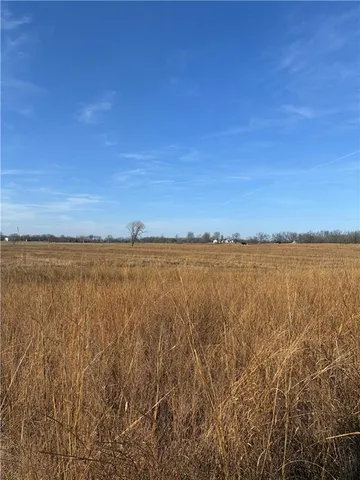 $305,000 | Spring Holler Road, Easton, MO 64443