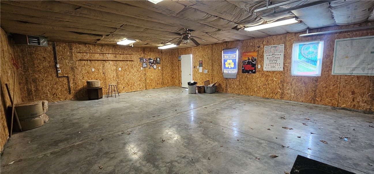 206 East Fifth Street St. Peter, IL 62880 - Photo 22 of 23 a view of a storage room