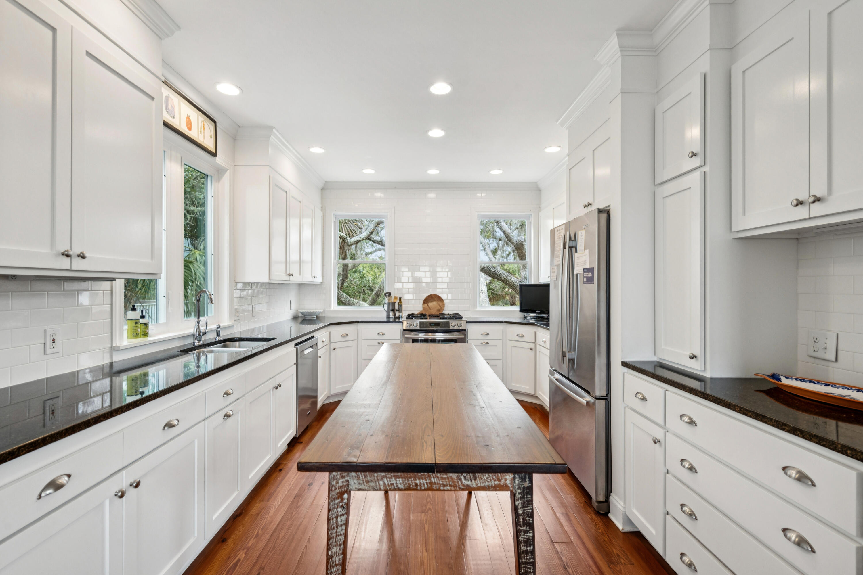 1130 Hammocks Way Edisto Island, SC 29438 - Photo 15 of 67 1130HammocksWay-KeenEyeMarketing-021