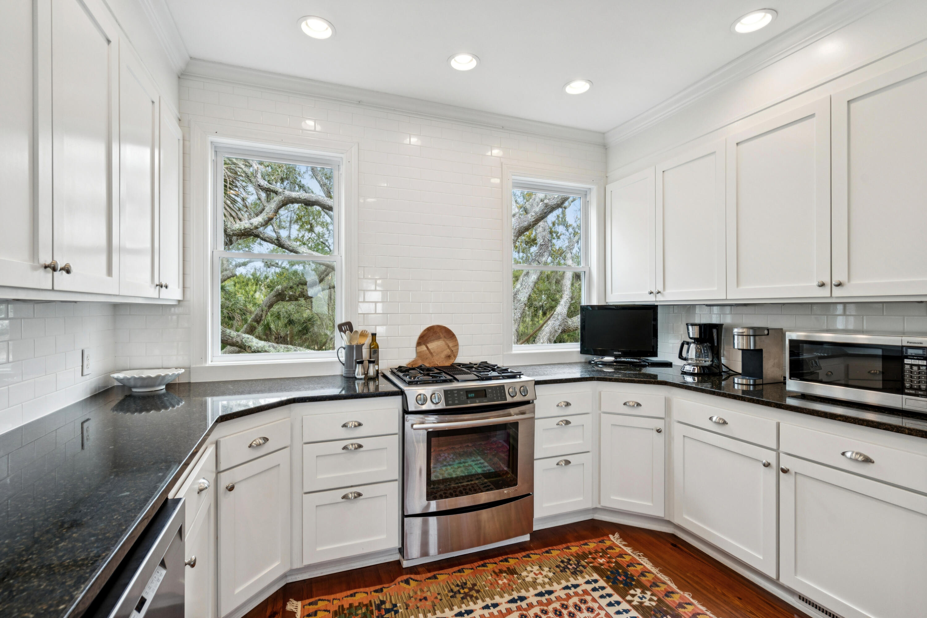 1130 Hammocks Way Edisto Island, SC 29438 - Photo 18 of 67 1130HammocksWay-KeenEyeMarketing-024