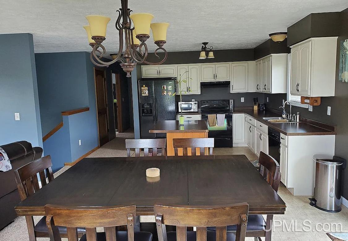 193 Kivela Road Negaunee, MI 49866 - Photo 4 of 17 Gallery Image 4