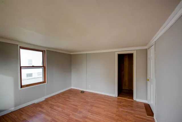 $184,900 | 609 West 4th Avenue, Oshkosh, WI 54902