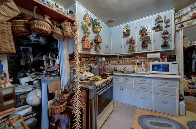 $184,900 | 609 West 4th Avenue, Oshkosh, WI 54902