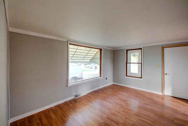 $184,900 | 609 West 4th Avenue, Oshkosh, WI 54902