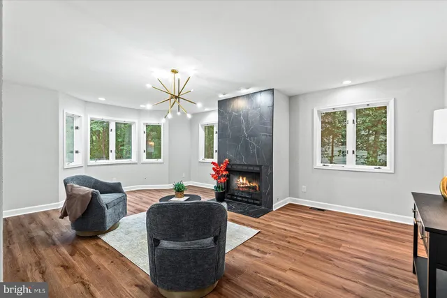 $529,000 | 370 Land Or Drive, Ruther Glen, VA 22546