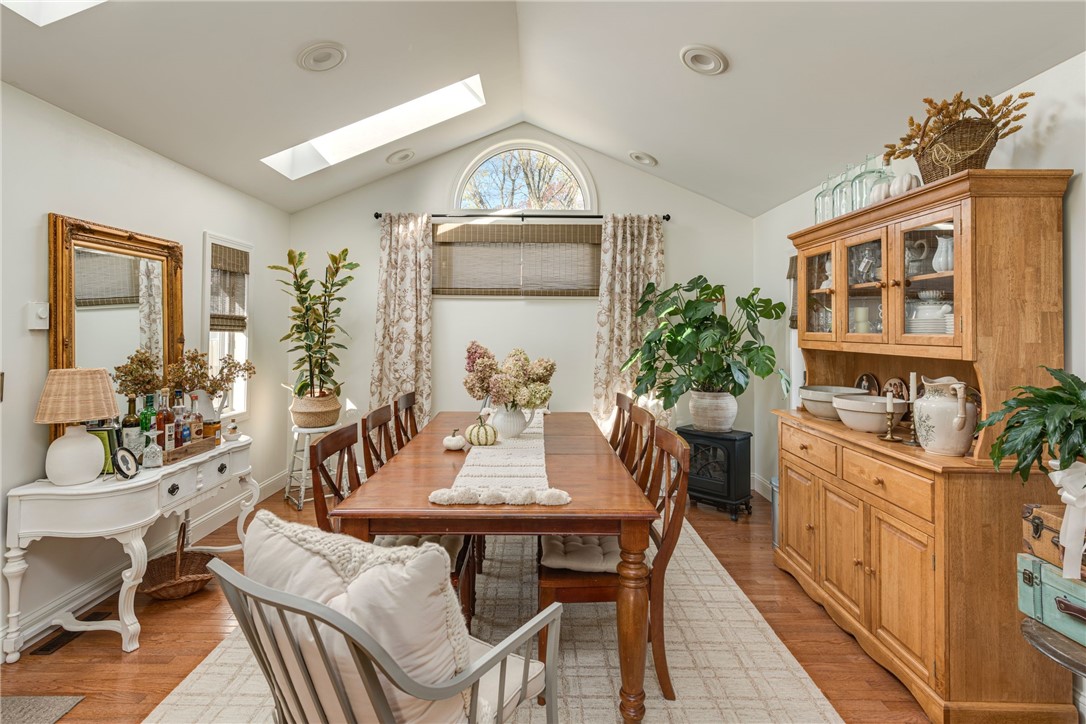 21 Geranium Circle Cranston, RI 02920 - Photo 16 of 38