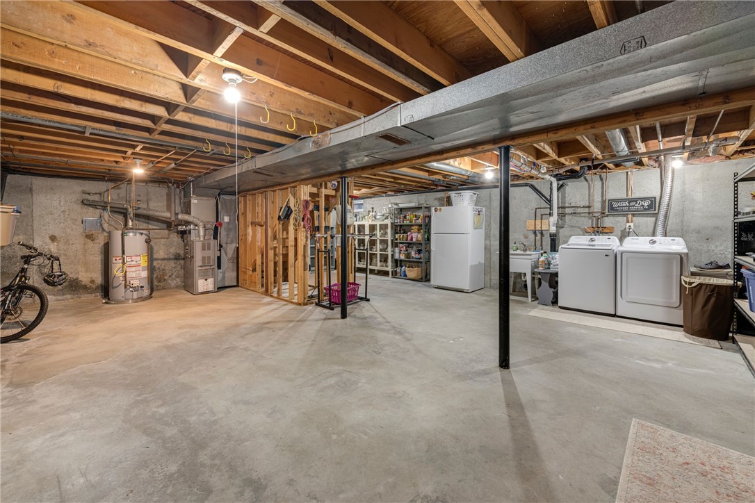 21 Geranium Circle Cranston, RI 02920 - Photo 32 of 38