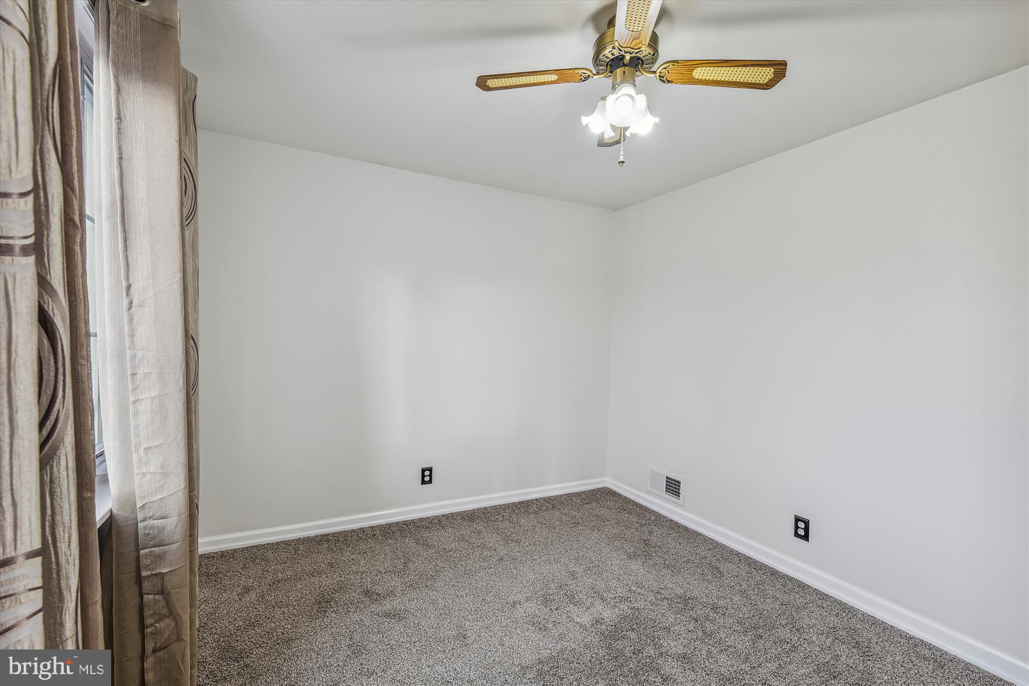 814 Lynvue Road Linthicum Heights, MD 21090 - Photo 19 of 35 Gallery Image 19