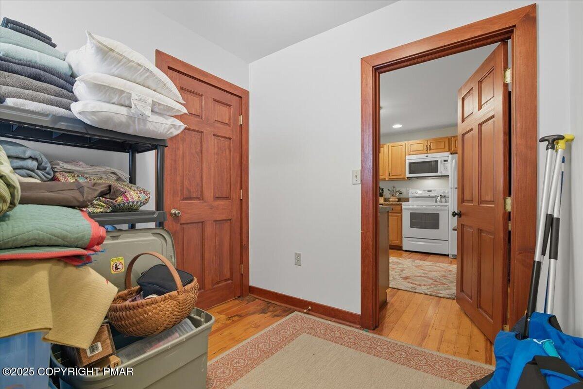 221 Upper Swiftwater Road Mount Pocono, PA 18344 - Photo 25 of 86 a view of living room