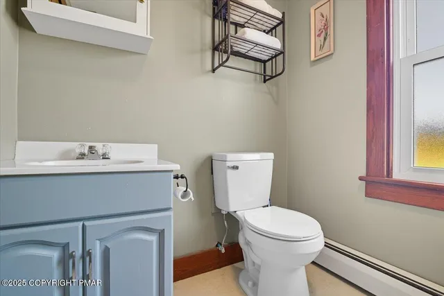 $575,000 | 221 Upper Swiftwater Road, Mount Pocono, PA 18344