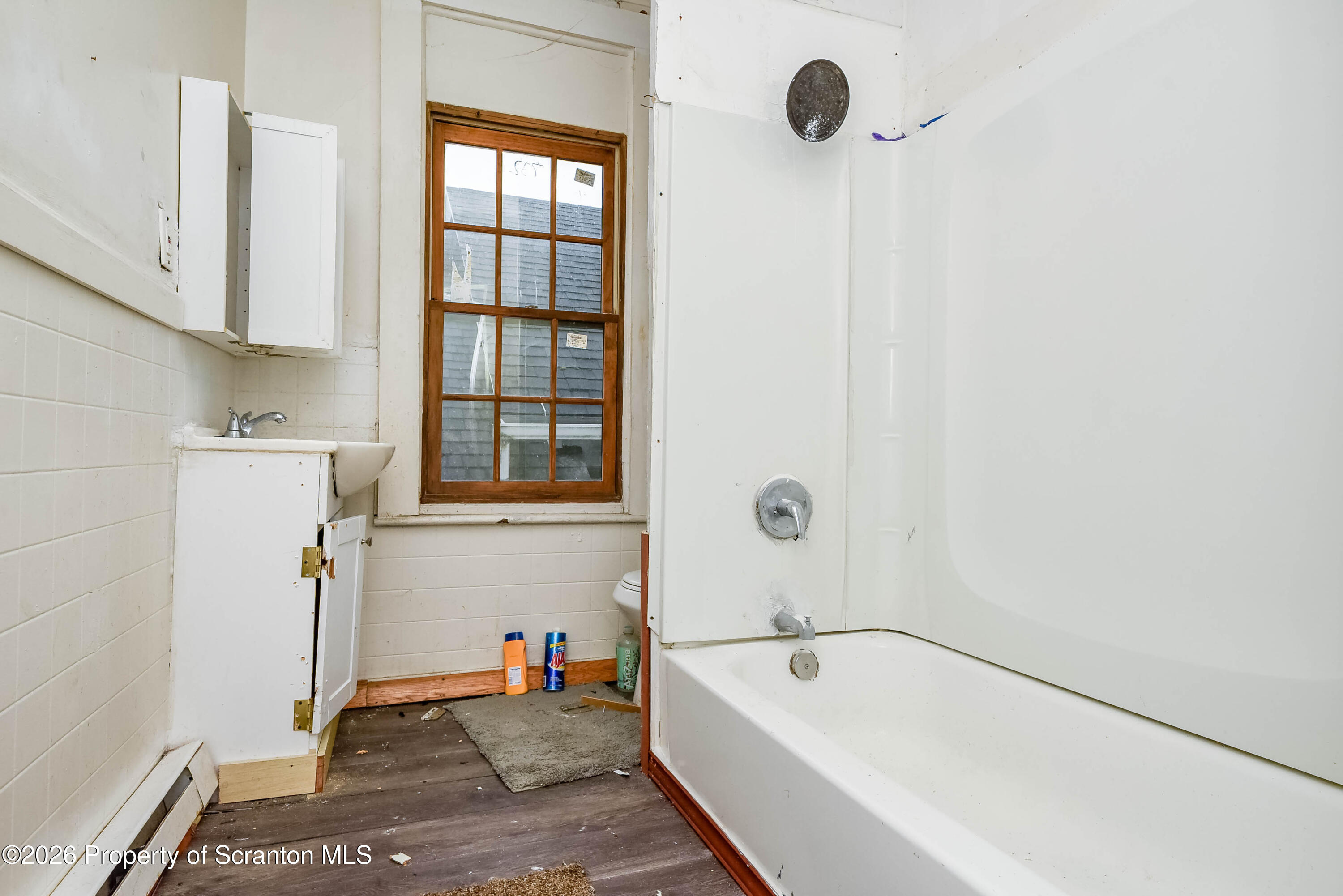 724 Court Street Scranton, PA 18508 - Photo 32 of 130 _DSC7183