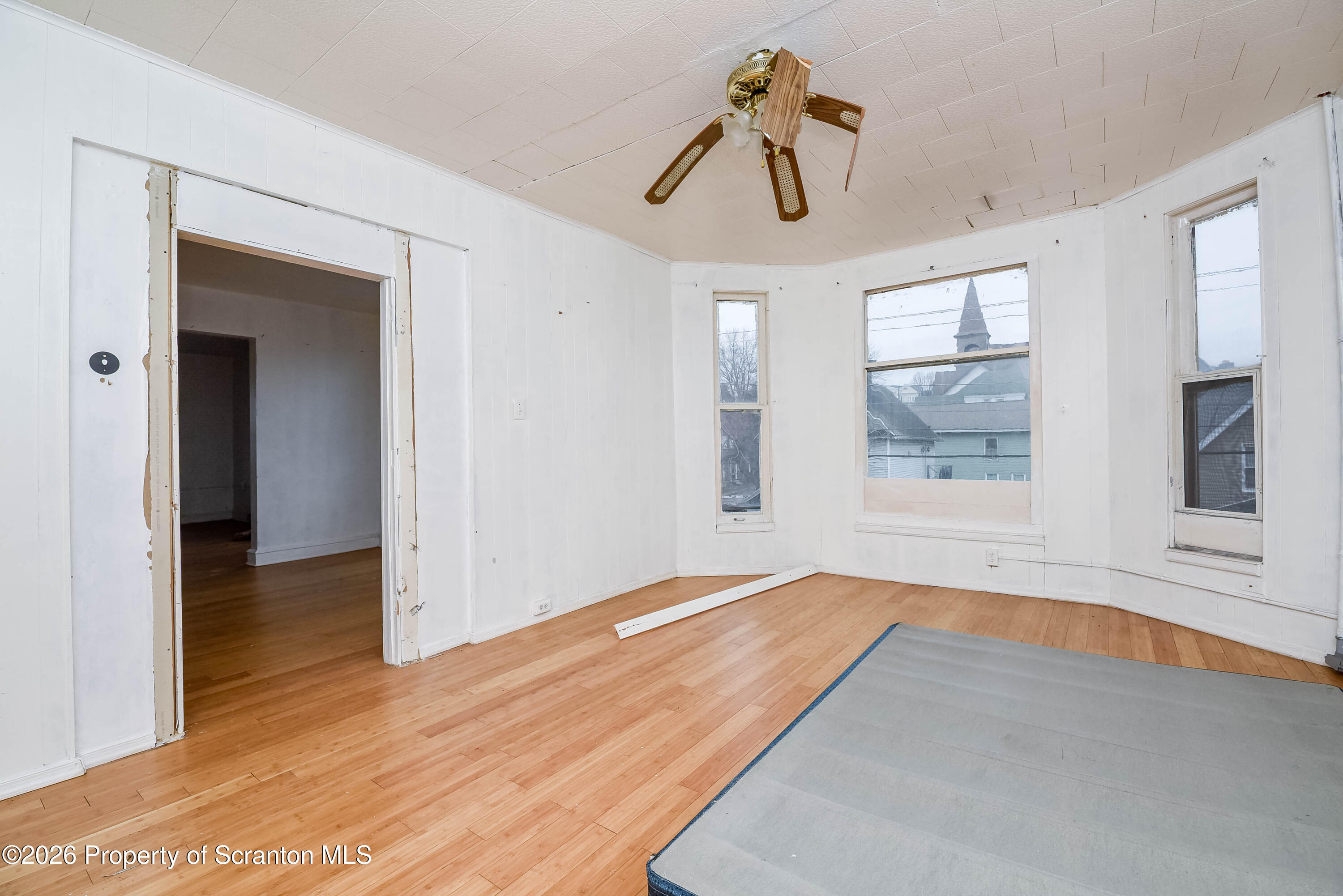 724 Court Street Scranton, PA 18508 - Photo 7 of 130 _DSC7210