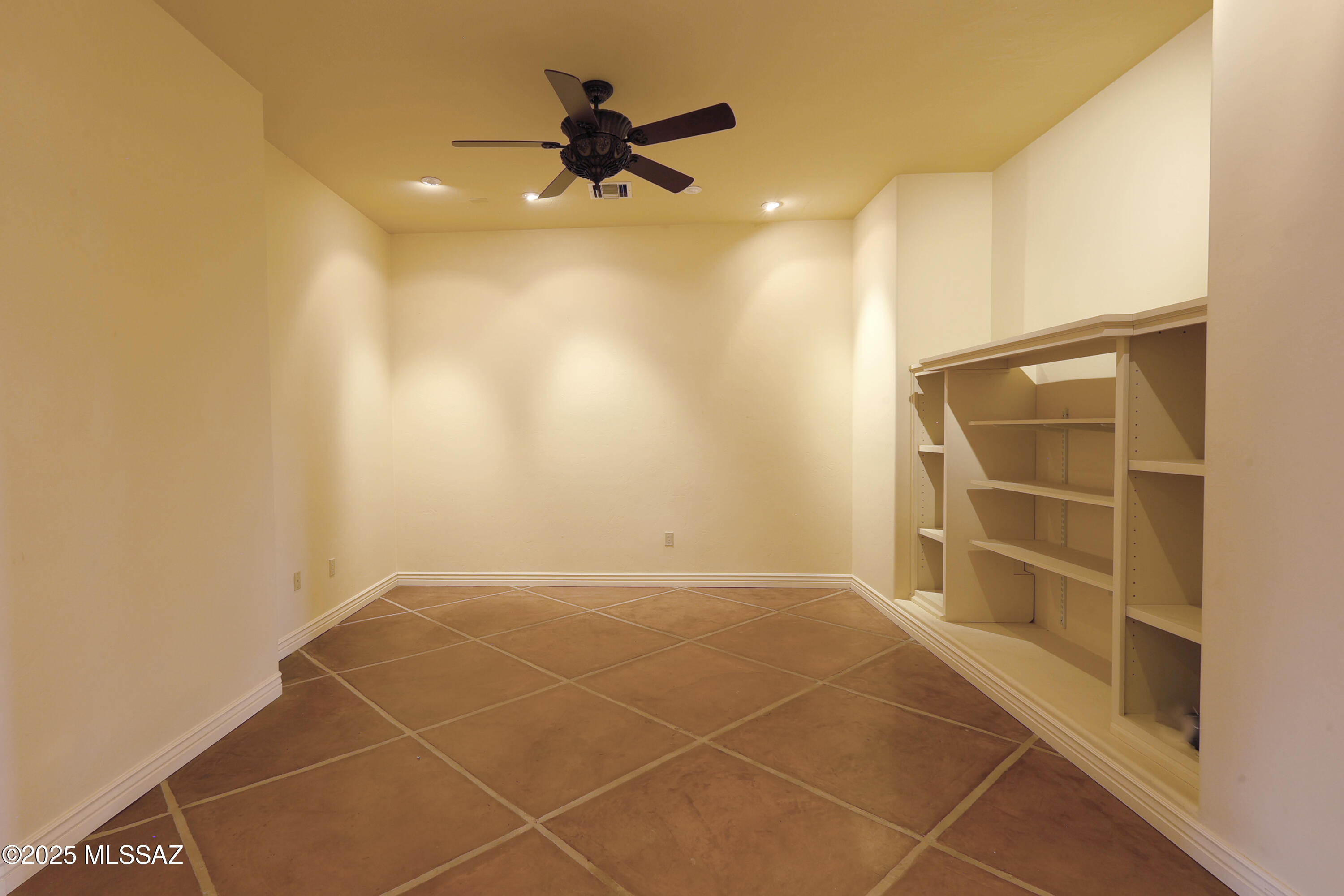 2040 West Lucero Road Oro Valley, AZ 85737 - Photo 26 of 46