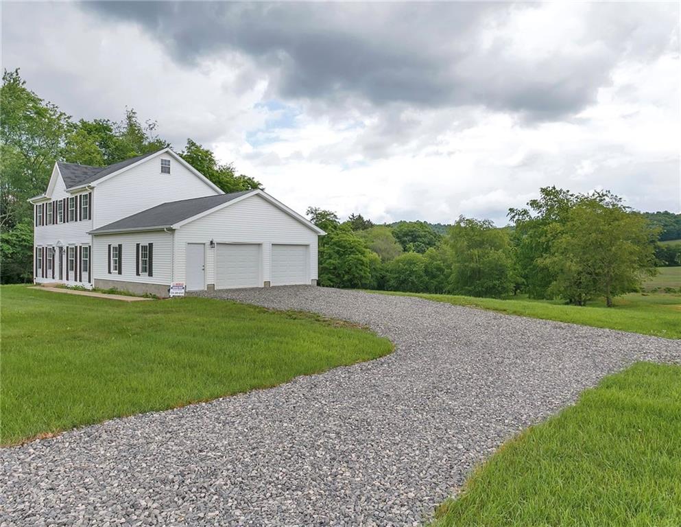1643 Laurel Road Shelocta, PA 15774 - Photo 2 of 24