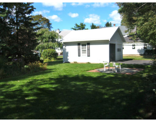 15 Pinewood Road Needham, MA 02492 - Photo 16 of 20