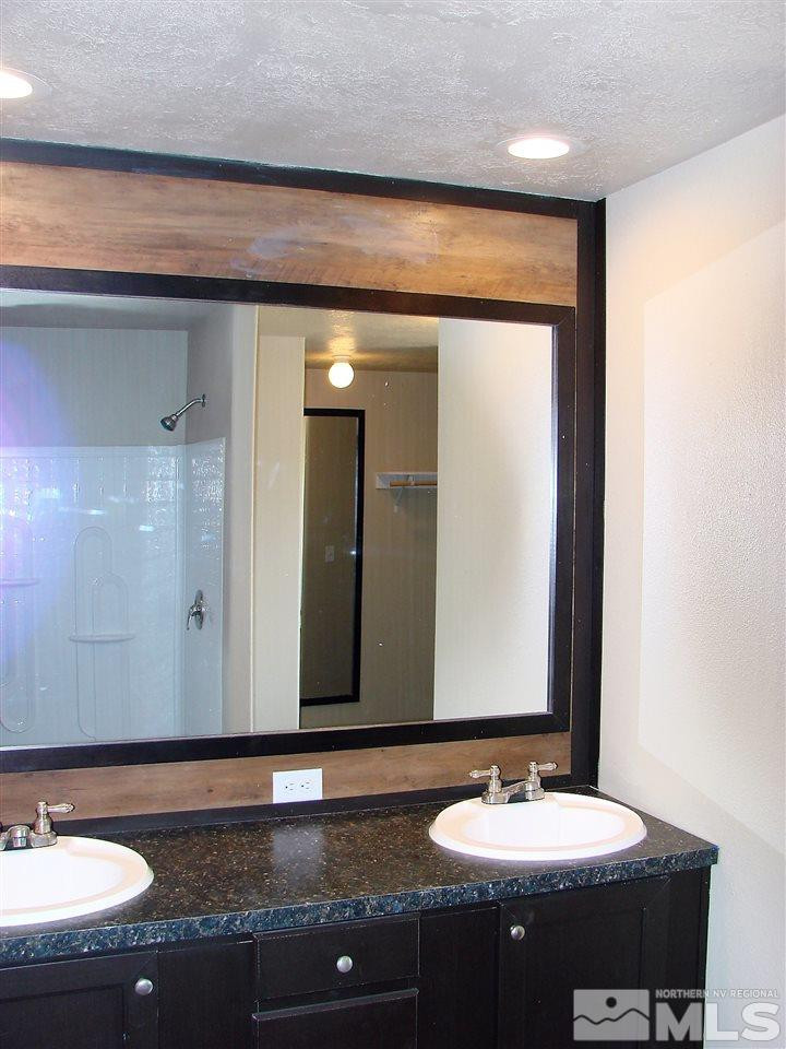 7615 Springfield Road Silver Springs, NV 89429 - Photo 6 of 25 Photo 6