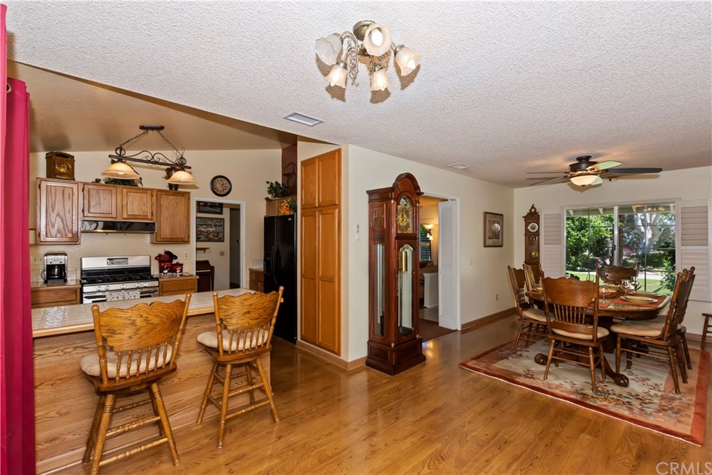 14055 Cam Del Oro Riverside, CA 92508 - Photo 11 of 32 Gallery Image 11