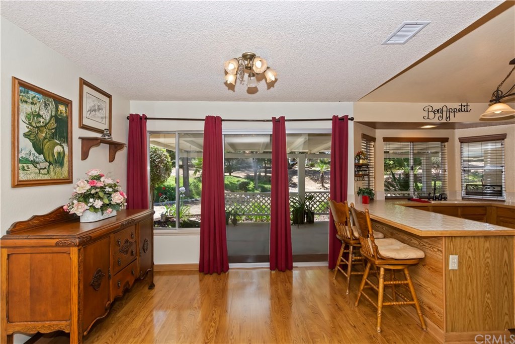 14055 Cam Del Oro Riverside, CA 92508 - Photo 12 of 32 Gallery Image 12