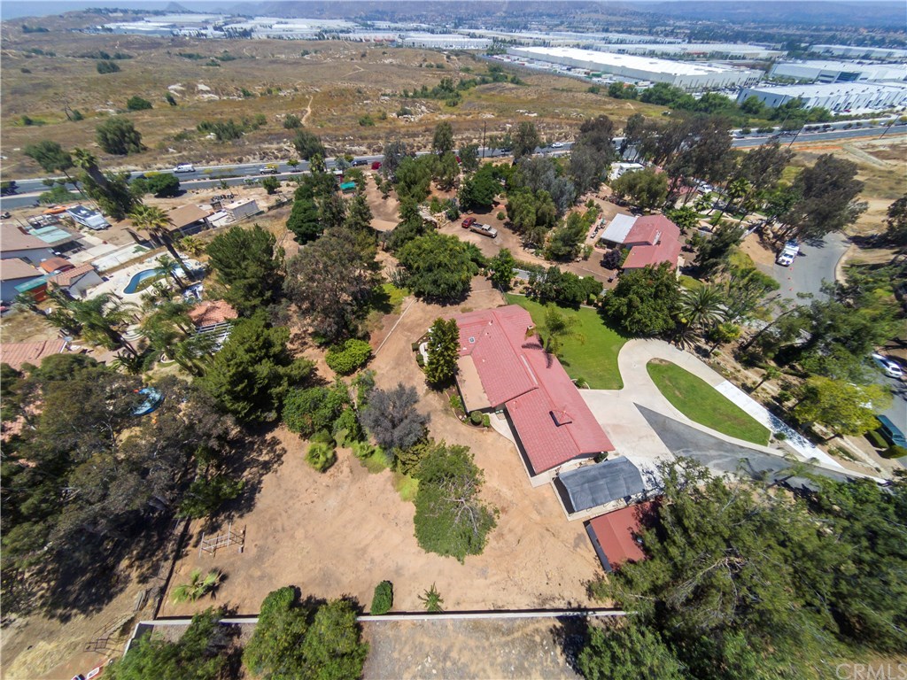 14055 Cam Del Oro Riverside, CA 92508 - Photo 3 of 32 Gallery Image 3