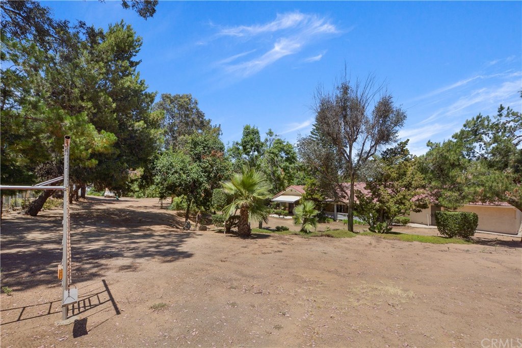 14055 Cam Del Oro Riverside, CA 92508 - Photo 28 of 32 Gallery Image 28