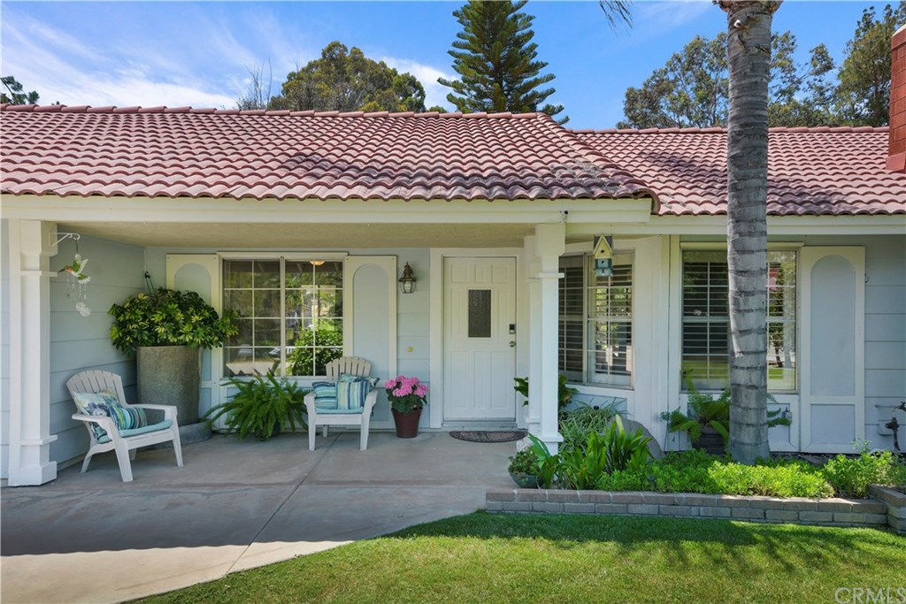 14055 Cam Del Oro Riverside, CA 92508 - Photo 5 of 32 Gallery Image 5