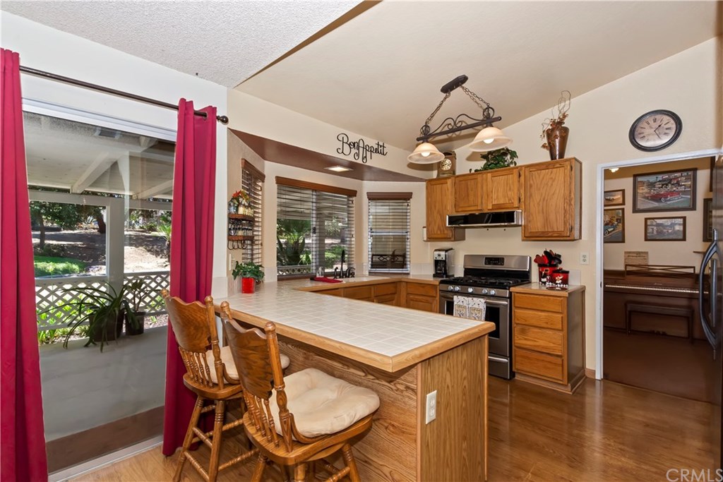 14055 Cam Del Oro Riverside, CA 92508 - Photo 8 of 32 Gallery Image 8