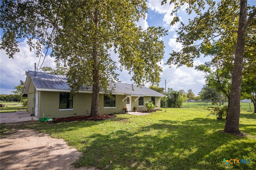 803 Happy Haven Road McQueeney, TX 78123 - Photo 2 of 48