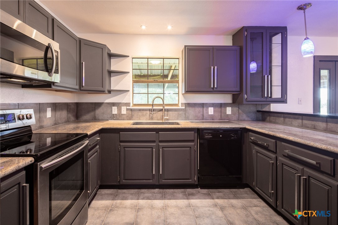 803 Happy Haven Road McQueeney, TX 78123 - Photo 10 of 48