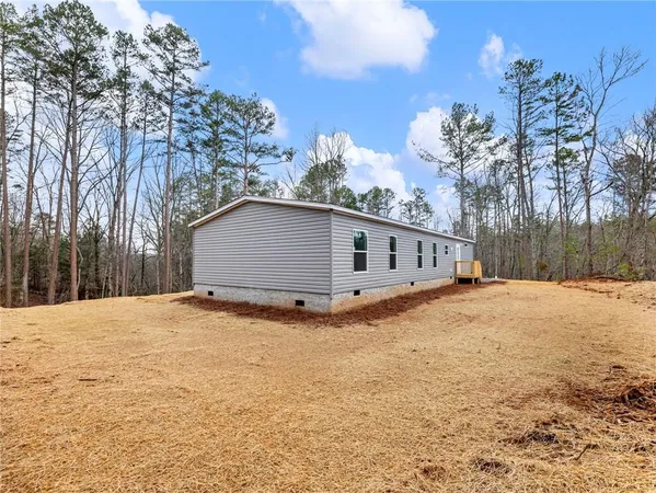$289,900 | 7668 Pea Ridge Road, Lula, GA 30554