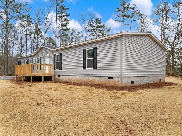$289,900 | 7668 Pea Ridge Road, Lula, GA 30554