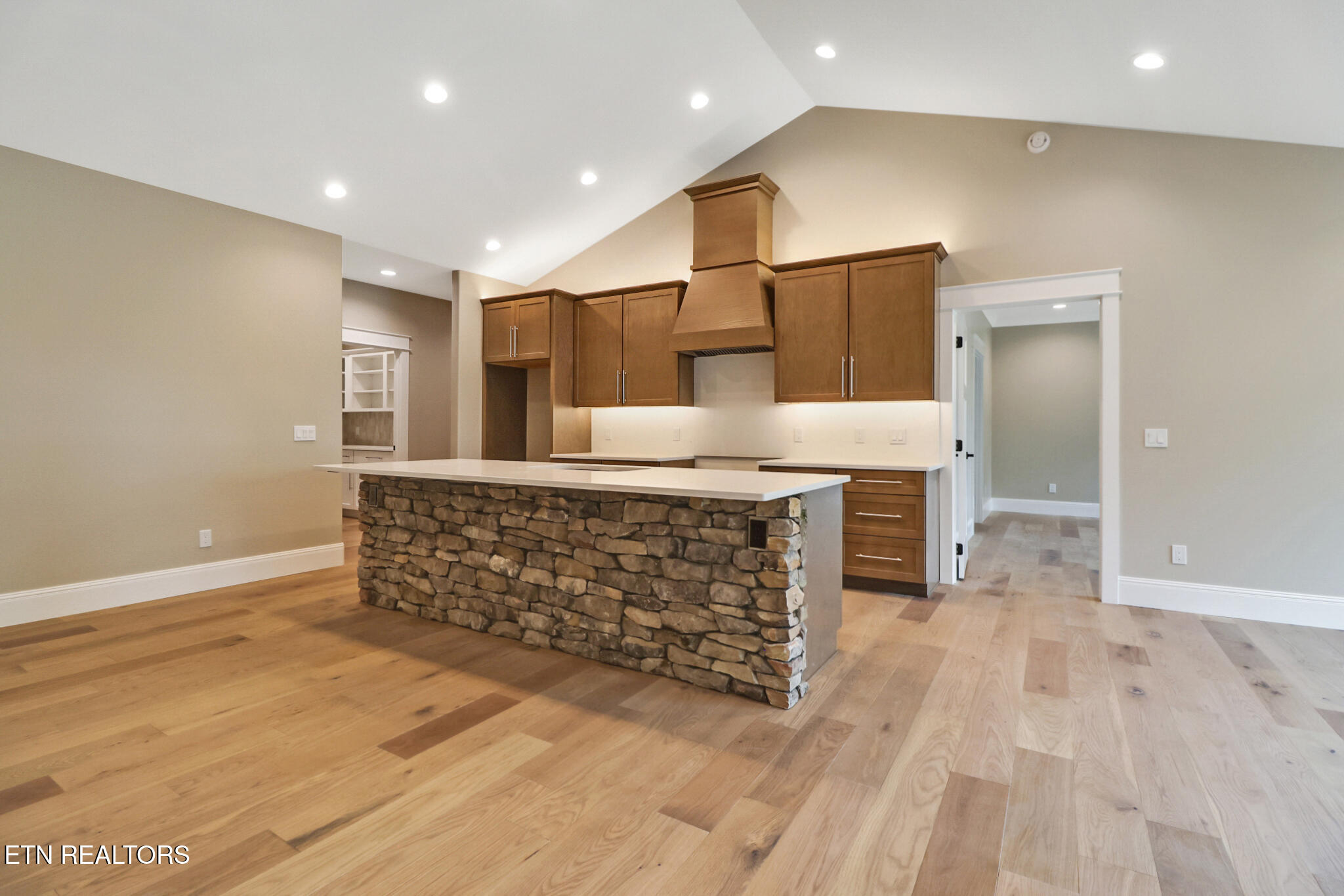 5843 Dunbar Road Crossville, TN 38572 - Photo 16 of 54 Kitchen