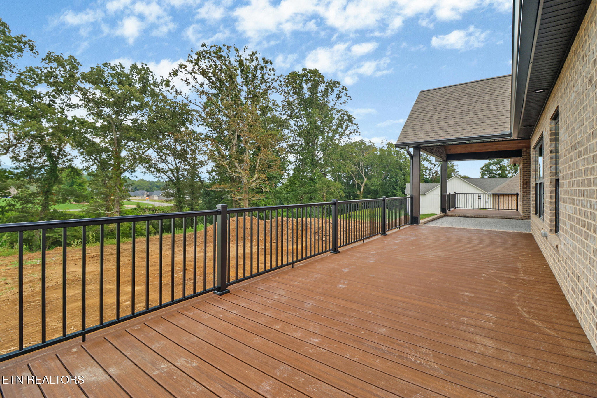 5843 Dunbar Road Crossville, TN 38572 - Photo 39 of 54 Deck