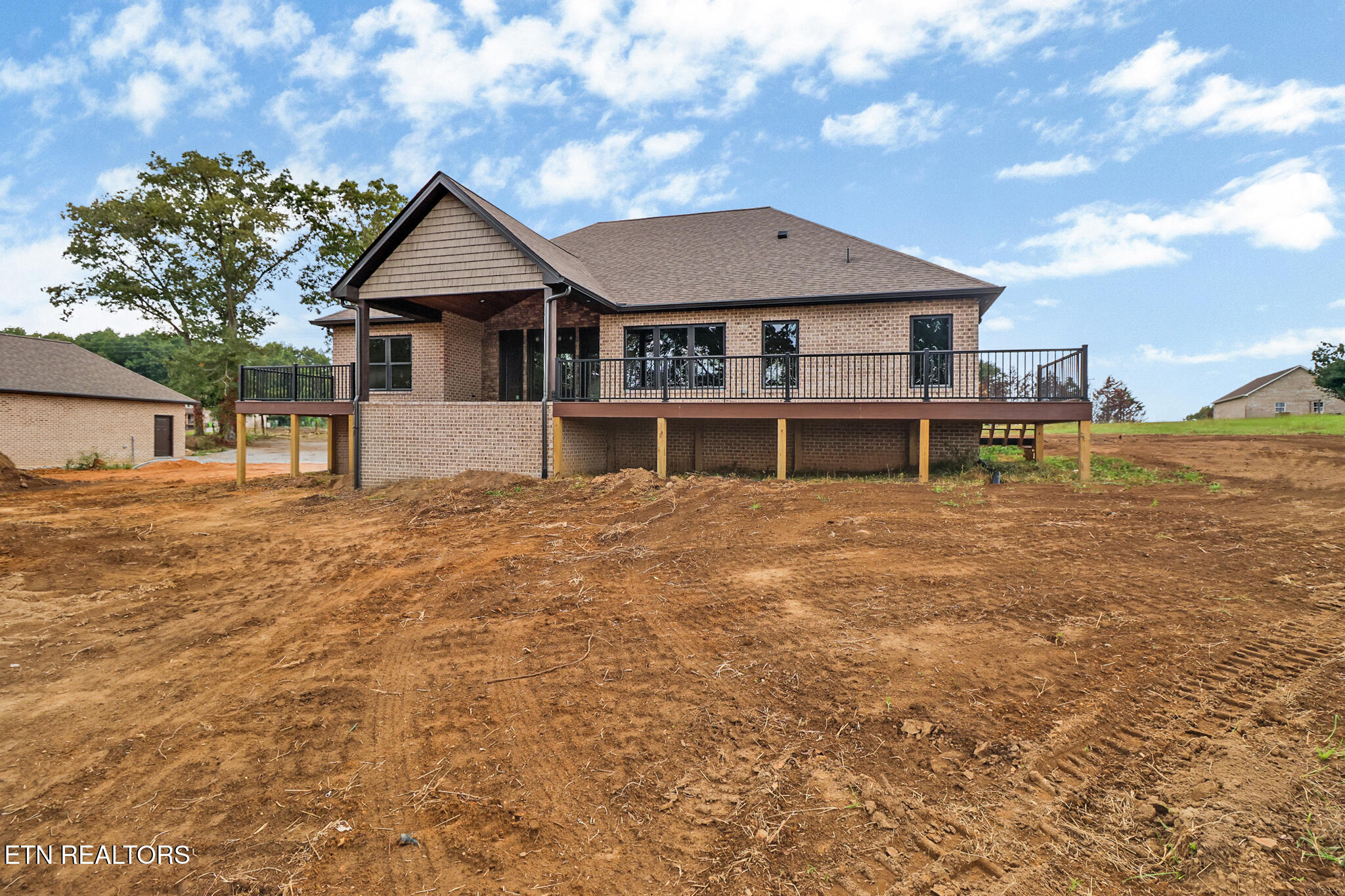 5843 Dunbar Road Crossville, TN 38572 - Photo 4 of 54 Back of House