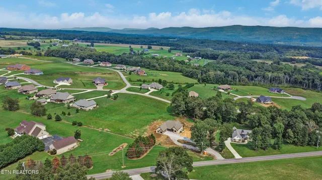 $825,000 | 5843 Dunbar Road, Crossville, TN 38572