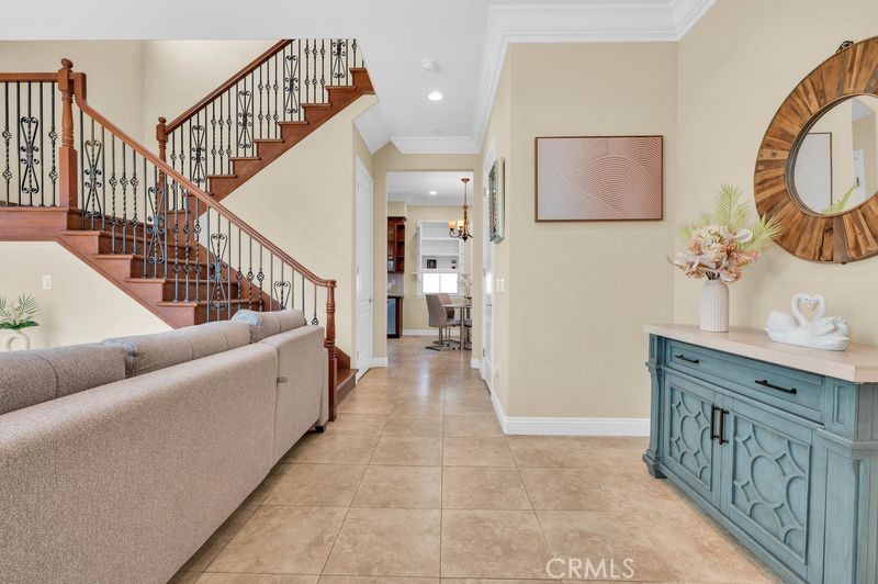 315 West Ralph Street, Unit B San Gabriel, CA 91776 - Photo 3 of 19